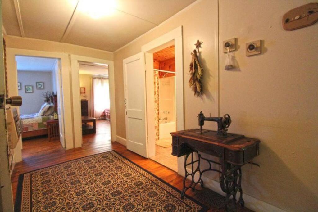 Villa Creekside 1920'S Farmhouse Bryson City Exterior foto